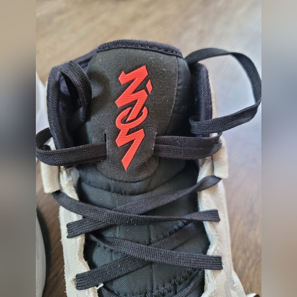 Jordan Zion 2 Basketball Shoes Size 11.5 - Picture 6 of 10